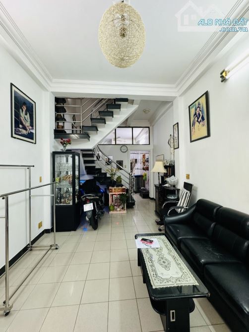 💎 NHÀ VIP QUẬN 10 – HẺM 8M Ô TÔ TRÁNH 💎  Nguyễn Tri Phương, P.9, Quận 10.  DT 46m² - 8