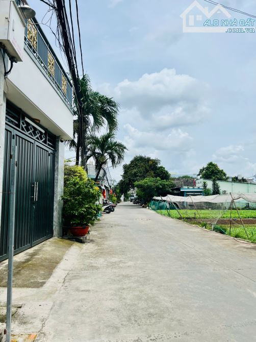 Bán nhà mới + dãy trọ 225m² Trần Thị Cờ Quận 12 TN 10tr/th - giá 15.7 tỷ sổ riêng - 8