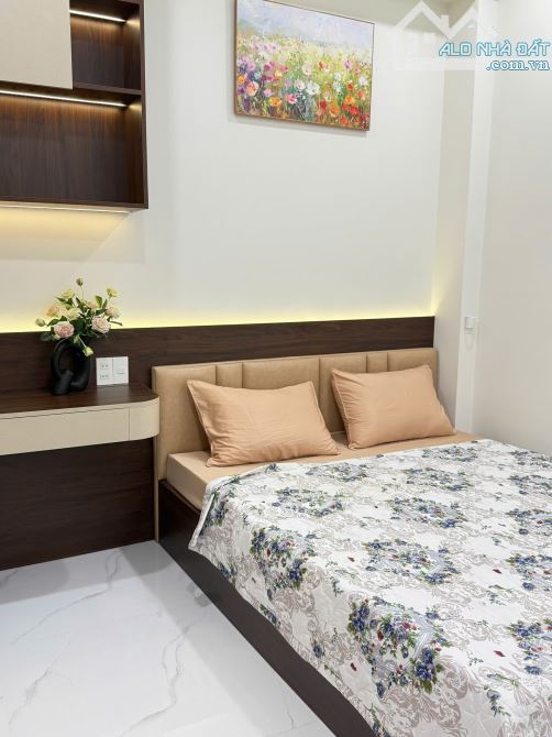 BÁN CĂN NGAY TRUNG TÂM GẦN ĐẠI LỘ VÕ NGUYÊN GIÁP !!! 📐 Diện tích: 4m x 15.4m 🌟 - 8