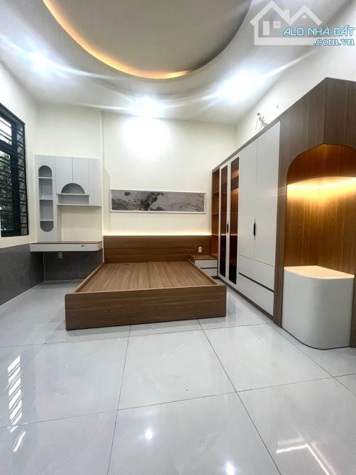 💰🏡 Bán Nhà 1 trệt 2 Lầu PHƯỜNG phú tân Tp thủ dầu 1 Bình Dương, Cực đẹp mới hoàn thiện - 8