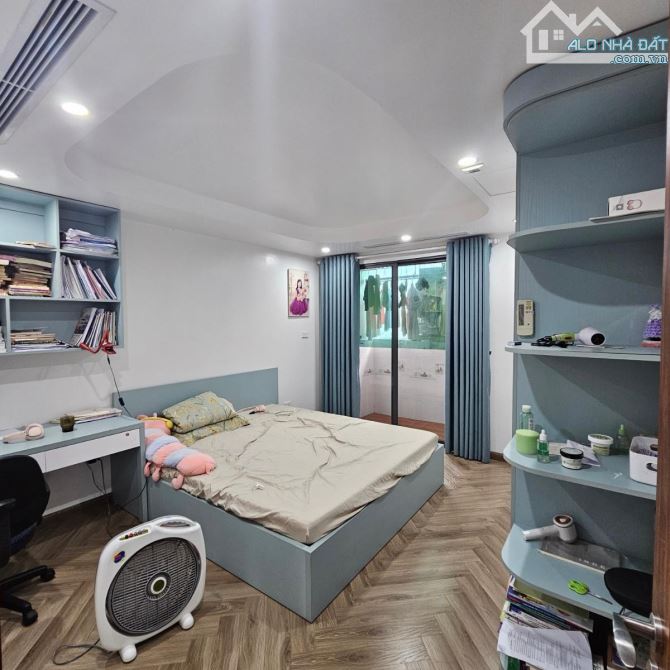 CHUNG CƯ SAPPHIRE 4CHÍNH KINH-DUPLEX223M-5NGỦ-3WC-LÔ GÓC 2 BAN CÔNG-15TỶ - 8