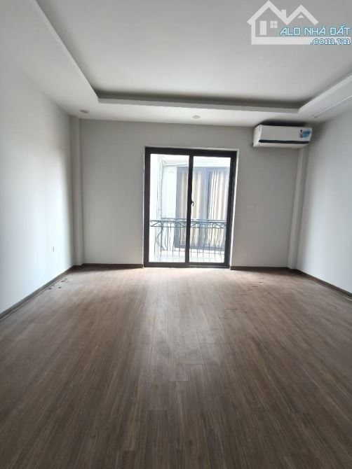 Nhà đẹp phố Việt Hưng 5 tầng, hiếm trong tầm giá, gần bigC Long Biên - 8