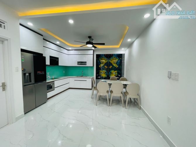 88m2 (4.9 × 18) - NHÀ MỚI ĐẸP CHU VĂN AN - XE HƠI VÀO NHÀ - 3 PN - CHỈ 12 TỶ - 8