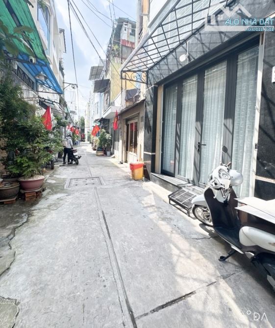 TRẦN VĂN ƠN-TÂN PHÚ- DTs 190M2, 5 TẦNG BTCT,5PN, HXH THÔNG, GẦN AEON, CHỈ 6 TỶ++ - 8