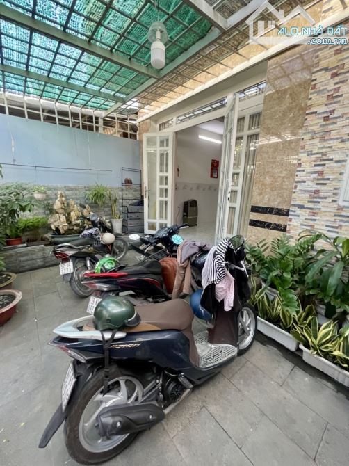 🔥 Nhà 3 tầng Mặt tiền Trung Mỹ Tây 06 Trung Chánh Hóc Môn.Dt 100m2  Giá chỉ 8,950tỷ Shr - 9