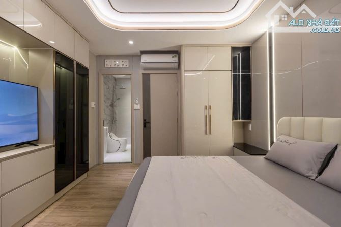 Bán căn nhà FULL NỘI THẤT đường NGUYỄN VĂN KHỐI PHƯỜNG 11 - 9