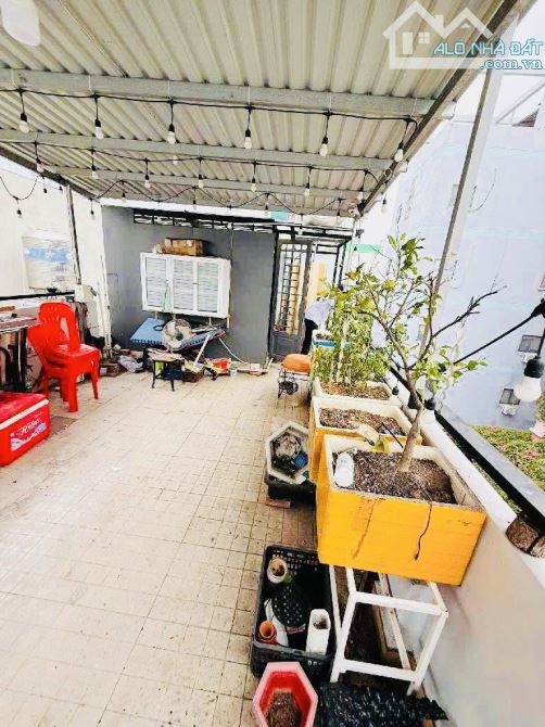 BÁN NHÀ 🏡 HẺM XE HƠI 4M – NHÀ ĐẸP 4 TẦNG BTCT  Lý Thường Kiệt, P.9, Q.Tân Bình. DT 65m² - 9