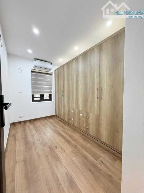ĐỘI CẤN-NGỌC HÀ-35Mx4TẦNG-MẶT TIỀN 6.23M-4NGỦ-GẦN PHỐ-SÂN SIÊU THOÁNG RỘNG-9TỲ - 9