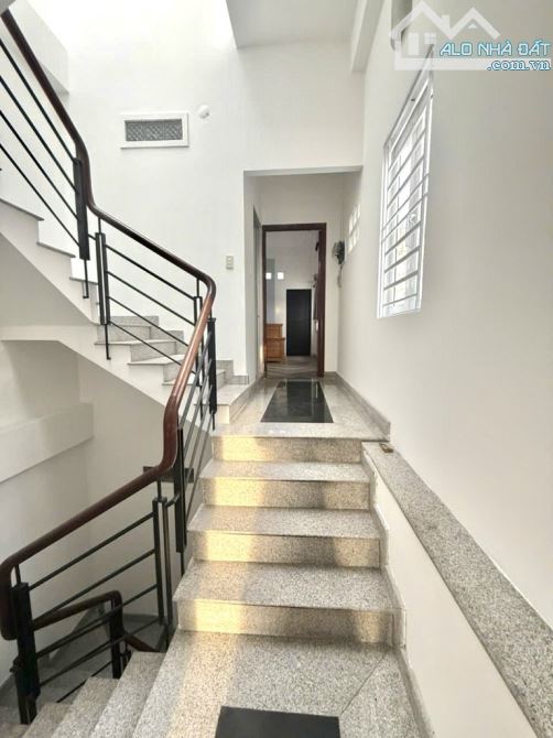 HÀNG HIẾM - NHÀ 2 TẦNG MỚI ĐẸP, HXH TỚI NHÀ - NGANG 7.3m BỀ THẾ , LÊ QUANG ĐỊNH, 5.x TỈ TL - 9