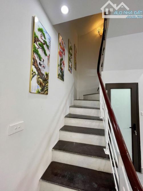 Bán nhà đẹp phố Vũ Tông Phan, 35m2, 4 tầng, quy hoạch ổn định, tương lai ra phố giá 3.9tỷ - 9