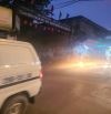 Bán nhà phố Bùi Xương Trạch, 41m2, 3 tầng, ô tô tránh giá 2.5tỷ