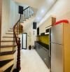 Bán nhà Việt Hưng Long Biên Dân xây 35m 5 tầng nhỉnh 5 tỷ (TL)
