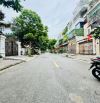 Hiếm! Bán nhanh  Lk Văn phú – ô tô tránh – vỉa hè rộng – sổ vuông vị trí đắc địa