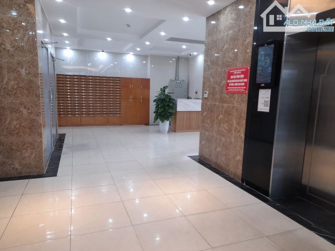 Bán gấp tòa building mặt Phố  Huế DT 600m2 - 14T nổi + 3 hầm - MT 25m - 550 tỷ