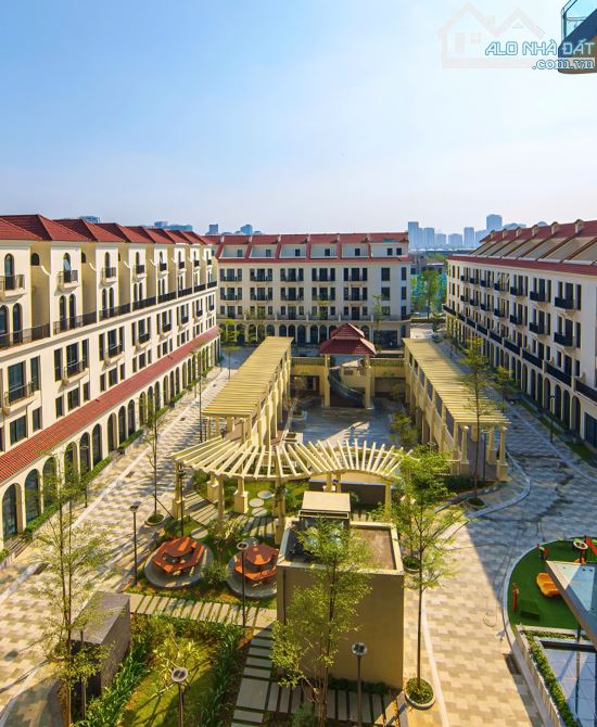 [ẢNH THẬT] BÁN SHOPHOUSE SUNSHINE GOLDEN RIVER CIPUTRA - 44 TỶ - 2