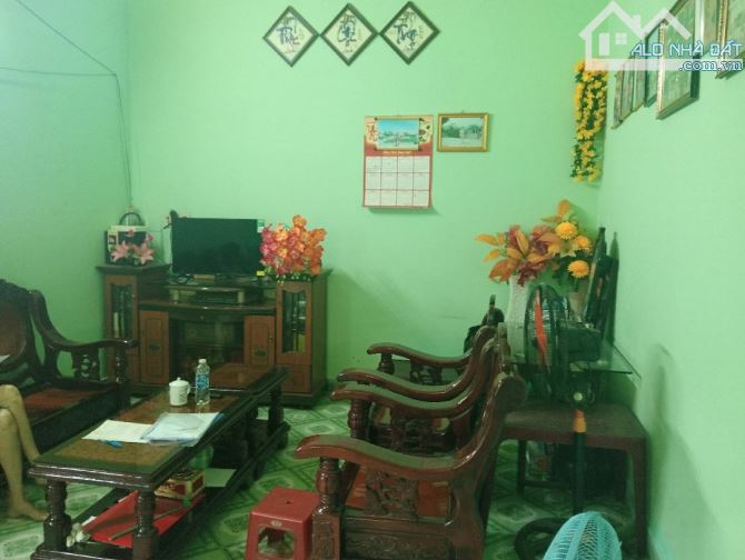 DIỆN TÍCH KHỦNG – BÁN NHÀ CẤP 4 LÔ GÓC 2 MẶT KIỆT 🏡