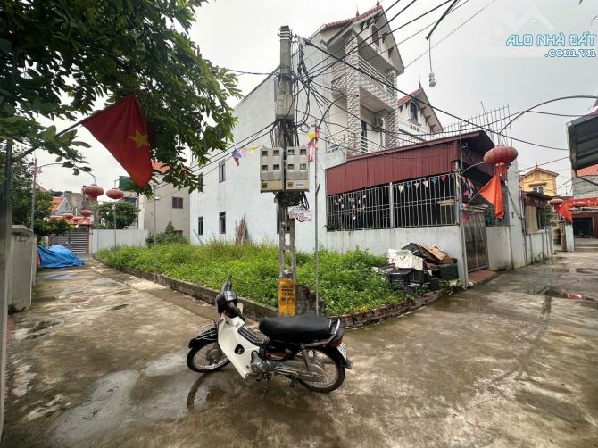 Đẹp vip tiềm năng nhất Đại Áng, lô góc, 7 chỗ vào đất 53m chỉ 4 tỷ 3