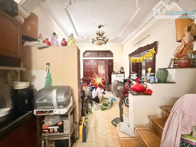 Siêu Hiếm! Bán Nhà Tây Hồ Giá Rẻ Dân Xây 35m2 4 Tầng Kiên Cố Ngõ Thông Cách Hồ Tây 30m