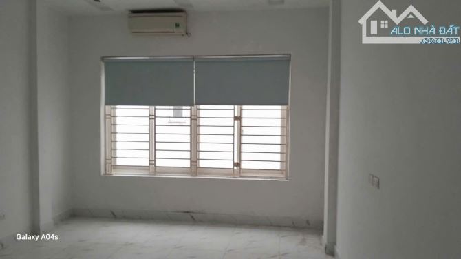 Cho thuê nhà nguyên căn ngõ 102 Định Công Thượng, 55m2 x 4 tầng, 4 ngủ, 3 wc,  14 triệu