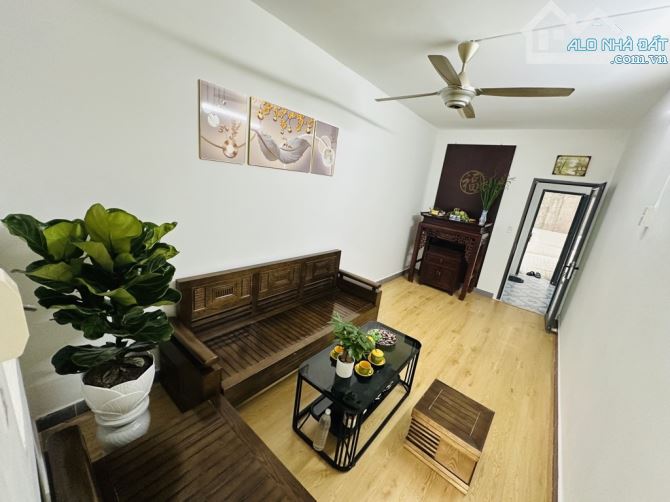🔥 TRUNG TÂM QUẬN HAI BÀ TRƯNG – TẬP THỂ FULL NỘI THẤT – 45m² SỔ ĐỎ – 3.95 TỶ