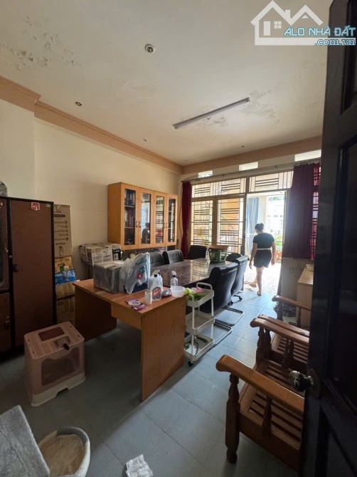 Nhà vị trí CỰC ĐẸP hẻm 10m có vỉa hè đường Lương Thế Vinh, p. Tân Thới Hòa, q. Tân Phú .