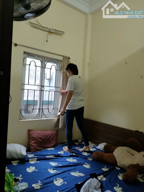 Bán gấp giá rẻ Kim Hoa 25m, 4 tầng, mặt tiền 4m, 5.3 tỷ Đống Đa.