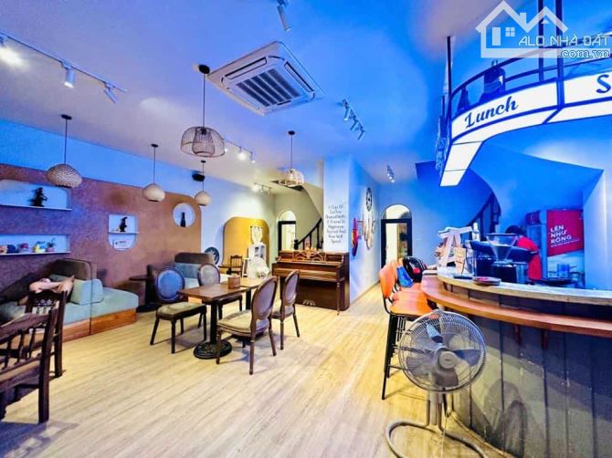 MẶT PHỐ KINH DOANH ĐỈNH – VỈA HÈ RỘNG – NGUYỄN VIẾT XUÂN