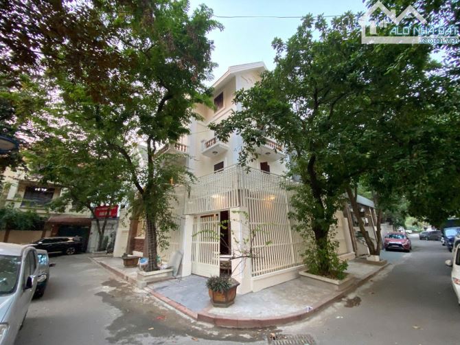 Biệt thự VIP khu Liễu Giai, vị trí siêu hiếm, 110m, mặt tiền 7.5m ngoài 40 tỷ