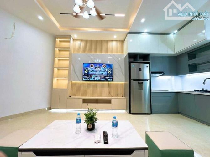 B.án Gấp Nhà XUÂN PHƯƠNG_TRỊNH VĂN BÔ, 33m2, 5 tầng, 1 nhà ra ô tô, ngõ nông, gần phố