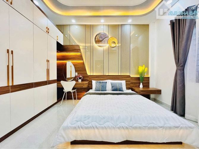 Siêu Phẩm_Nhà DI TRẠCH_Ô tô tránh, kinh doanh, 6 ngủ, 40m2, 5 tầng, ngõ đẹp