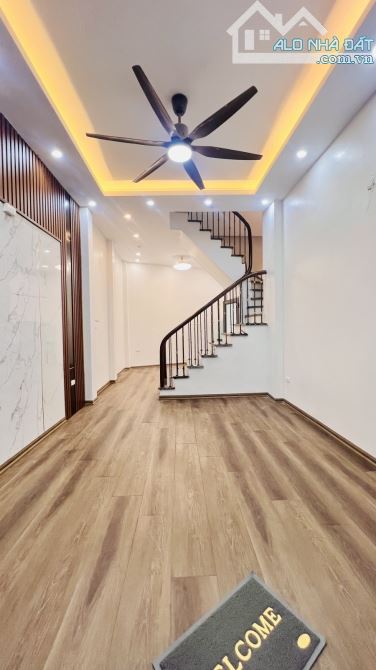 NHÀ ĐẸP THÔNG PHONG – TRUNG TÂM ĐỐNG ĐA – Ở NGAY. DT41Mx4T, MT4M, GIÁ 9.2 TỶ