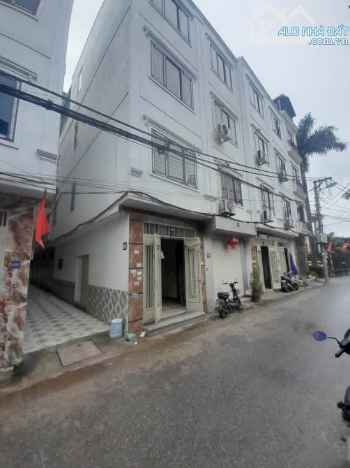 Bán nhà trục chính An Thắng Lô góc 4 tầng 35m² full nội thât chỉ 4 tỷ