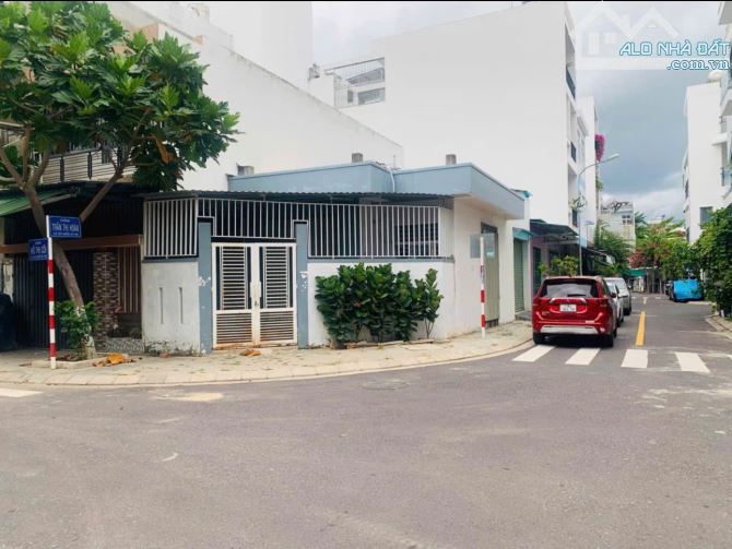 Bán lô góc TĐC Phước Long 76m2 đường rộng 12m có nhà cấp 4