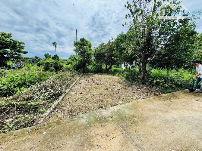 Bán đất hẻm Xuân Sơn Vĩnh Trung Gần đường D30 & Võ Nguyên Giáp 64.2m2 giá 1 tỷ 330
