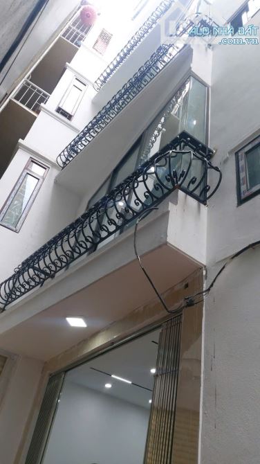 BÁN NHÀ 5T MỚI TINH TẠI XA LA, THANG MÁY, CÁCH 1 NHÀ RA ĐƯỜNG Ô TÔ