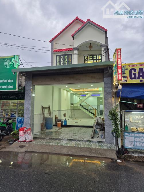 Bán Nhà mặt tiền Buôn Bán Ngay chợ an nhơn - Ngã tư chiêu liêu Tân đông hiệp dĩ an 6 tỷ 5