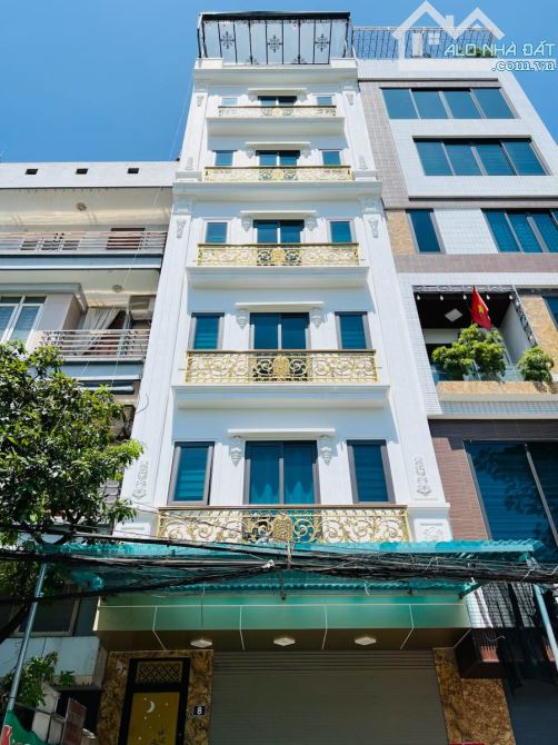 NHÀ ĐẸP PHỐ VĂN LA- PHÂN LÔ 7 TẦNG THANG MÁY - MẶT CHỢ - Ô TÔ TRÁNH VỈA HÈ - KINH DOANH Đ