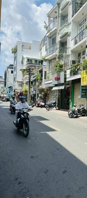 HXH QUẬN 3, kết cấu 5 TẦNG 4 PN, hoàn công đủ, vài bước ra MT, gần chợ VƯỜN CHUỐI - 8,x tỷ