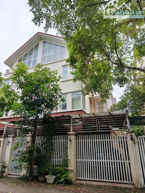 BIỆT THỰ VIP LÀNG VIỆT KIỀU CHÂU ÂU - DT 155M2 - KINH DOANH - AN SINH HOÀN HẢO