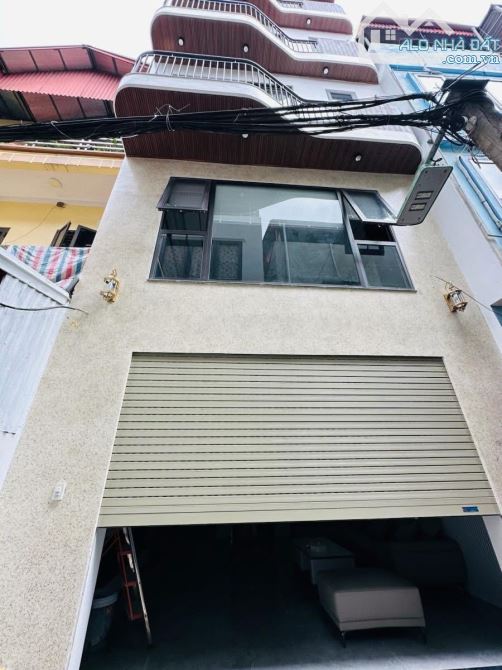BÁN NHÀ PHÂN LÔ Ô TÔ TRÁNH PHỐ NGỌC KHÁNH - 45M2 - 3.7M MẶT TIỀN - 16.5 TỶ - HÀNG XÓM VTV
