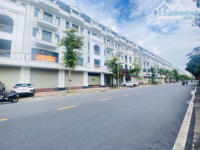 BÁN NHÀ 05 TẦNG MẶT ĐƯỜNG DOÃN KHUÊ KHU ĐÔ THỊ VŨ PHÚC TP THÁI BÌNH