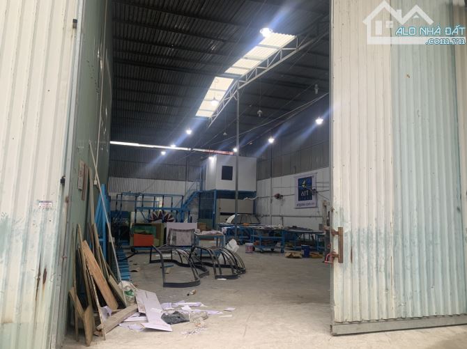 cho thuê kho Đường Đào Trí 280m2 giá 25 tr