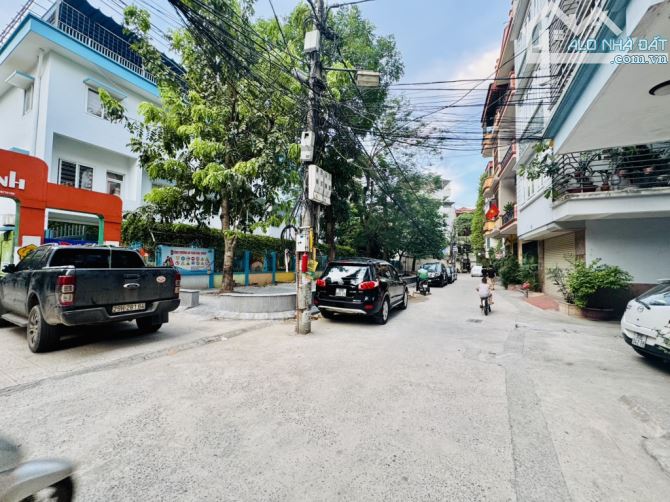 🔥Siêu Phẩm Khương Trung, Xây Mới, DT 48m2, 7 Tầng Thang Máy, Ôtô Chạy Vòng Quanh, Giá 18.