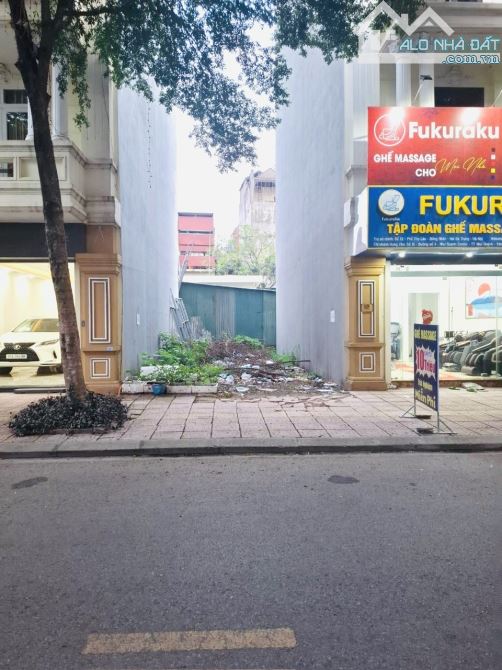 BÁN ĐẤT CHỢ NHƯ QUỲNH VĂN LÂM-PHÂN LÔ KINH DOANH-ĐƯỜNG THÔNG-10,2 TỶ