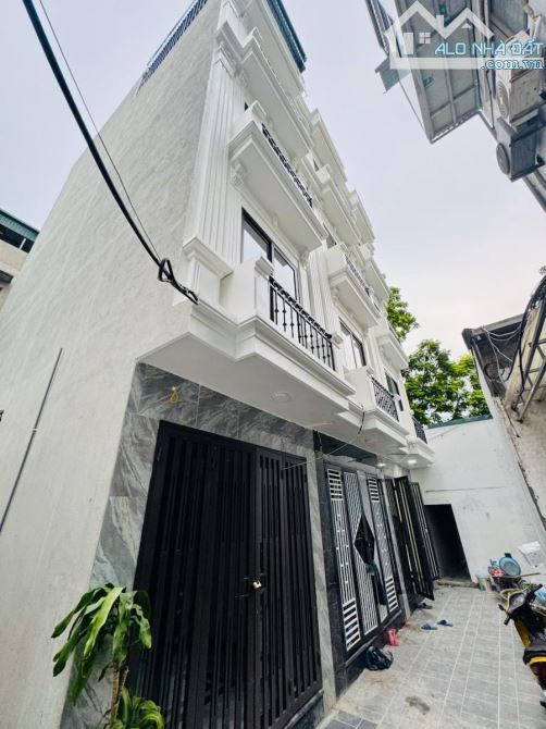 Bán nhà Kim Ngưu, Minh Khai, 45m2 x 5 tầng, Ô tô , Giá: 6,75 tỷ( ctl)