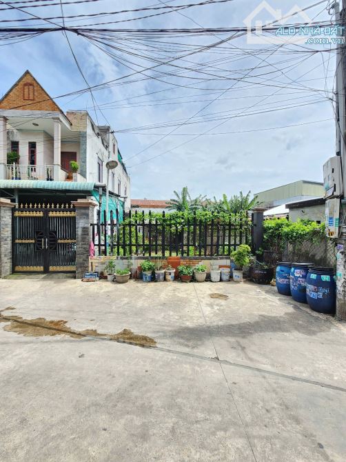 Bán đất 4.1x24m, hẻm Cây Da p. Tân Đông Hiệp gần Ngã Tư Chiêu Liêu