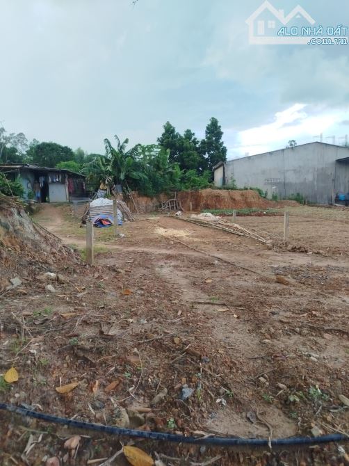 Cần bán lô đất mặt tiền Cầu Đỏ Túy Loan,7,5m giá tốt đầu tư