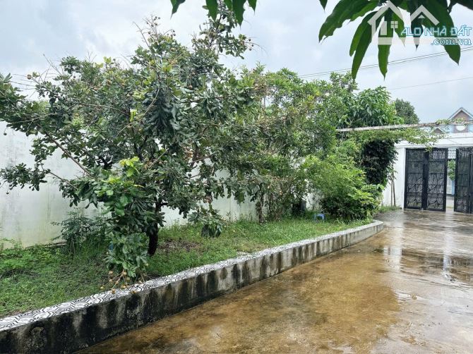 CẦN      BÁN – NHÀ VƯỜN ĐẸP - MẶT TIỀN ĐƯỜNG SỐ 3- XÃ HOÀ LONG, TP. BÀ RỊA