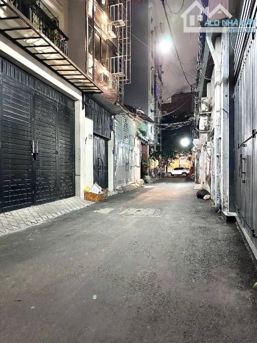 SIÊU PHẨM CHDV 18 PHÒNG 6 TẦNG ĐÚC - HXH 98M2  DÒNG TIỀN 100TR/TH NGAY LÊ VĂN THỌ 17.8 TỶ