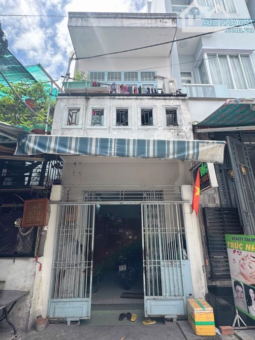 Nhà hẻm đường Chiến Lược - P. BTĐA - 30m2 đúc 2 Tầng - Hẻm 5m thông
